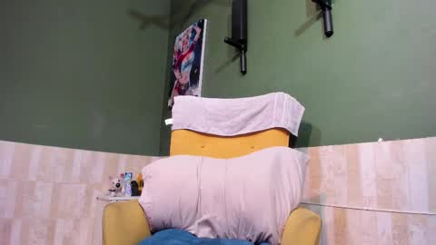 Luis AS online show from February 20, 12:04 pm