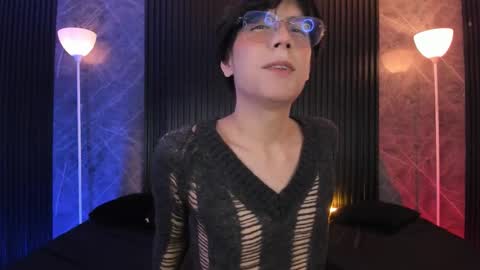 luixdust1 online show from November 19, 6:02 am