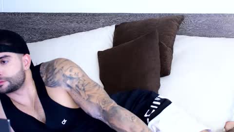 Lukhas f4f online show from December 3, 7:31 pm