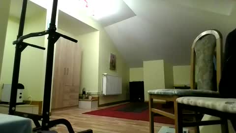 Andrew independent model 2000-0000 CET daily online show from April 3, 6:48 pm