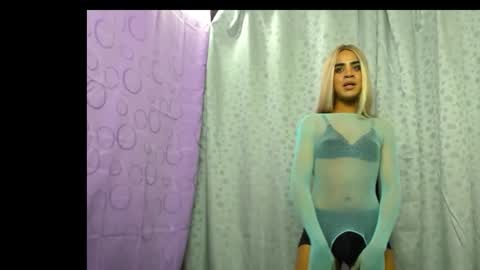 lunay_delaossa online show from March 1, 10:48 am