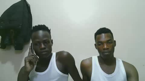 luoislove online show from November 17, 5:05 pm