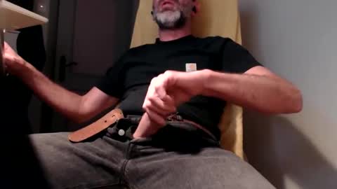 lure4beef online show from December 15, 7:44 pm