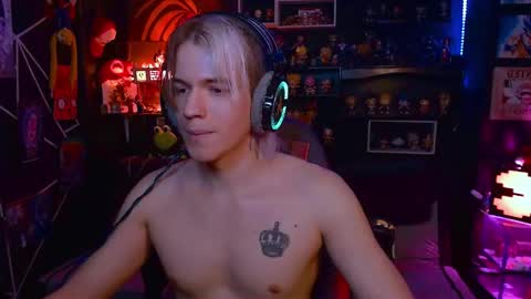 lustymatt online show from October 14, 6:42 am