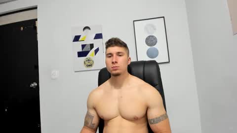 Lyonel online show from December 28, 6:08 pm