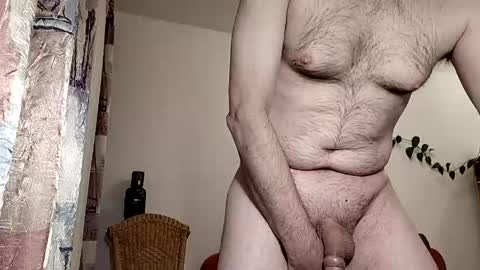 m837614 online show from May 1, 9:06 pm