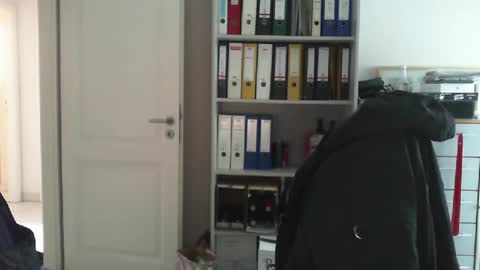 Snapshot of macfly67 chatting on December 6, 12:16 pm macfly67 online show from December 6, 12:16 pm