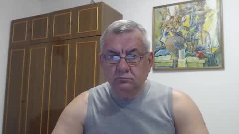 Macho online show from September 23, 9:25 pm