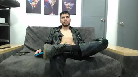 instagram mackdanielsx online show from September 8, 9:36 pm