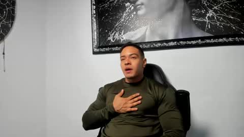 Snapshot of maddox_santana chatting on February 11, 1:52 am Maddox Santana online show from February 11, 1:52 am