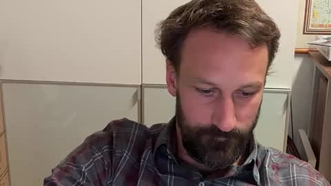 Snapshot of maenu_69 chatting on October 26, 7:16 pm maenu_69 online show from October 26, 7:16 pm