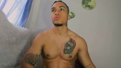 Magic Mike online show from April 19, 1:54 pm