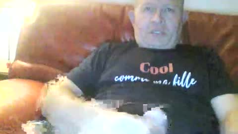 magicman250 online show from November 28, 4:48 am