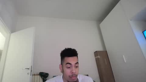 Magicsempai online show from March 11, 11:44 am