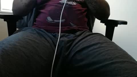 Snapshot of magnumsiwear007 chatting on October 19, 1:36 pm MagnumsIwear online show from October 19, 1:36 pm