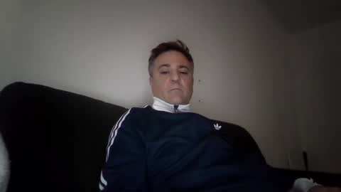 maikel_castel81 online show from April 19, 5:45 pm