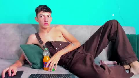 Maikol online show from February 22, 2:29 pm