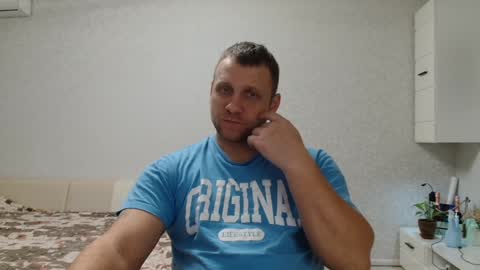 malchyshka online show from December 25, 10:39 am