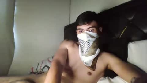 malekthick online show from May 2, 5:48 pm