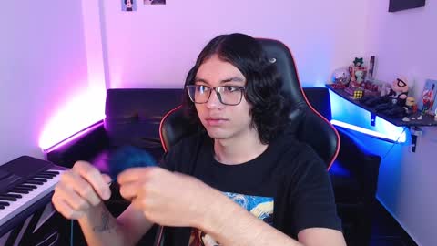 Snapshot of malik_harrison_ chatting on February 5, 3:53 pm Malik  online show from February 5, 3:53 pm