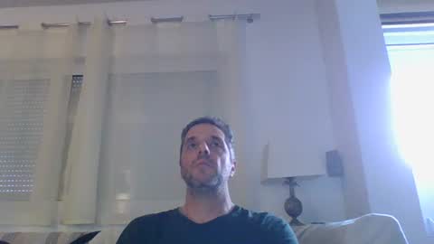 Snapshot of man211172 chatting on January 19, 2:59 pm man211172 online show from January 19, 2:59 pm