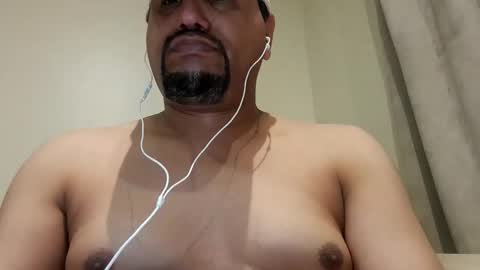 Man new online show from October 14, 9:22 pm