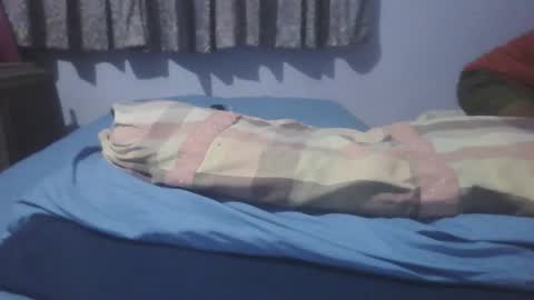 mananmathew95 online show from September 27, 6:50 pm