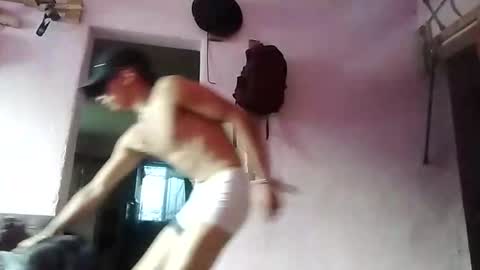 mandoplaser online show from October 4, 11:42 pm