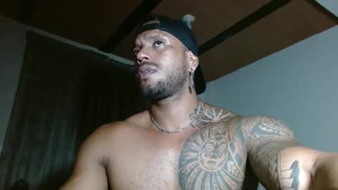 Manolo online show from March 8, 2:04 am