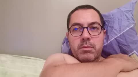 Snapshot of manu5933 chatting on November 1, 8:13 pm manu5933 online show from November 1, 8:13 pm