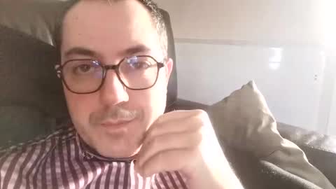 Snapshot of manu5933 chatting on January 6, 1:08 pm manu5933 online show from January 6, 1:08 pm