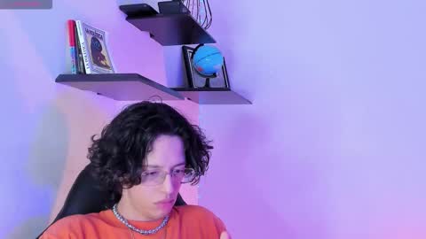 Manuel online show from November 20, 3:06 am