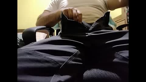 Snapshot of markoanto35 chatting on January 25, 4:02 am markoanto35 online show from January 25, 4:02 am