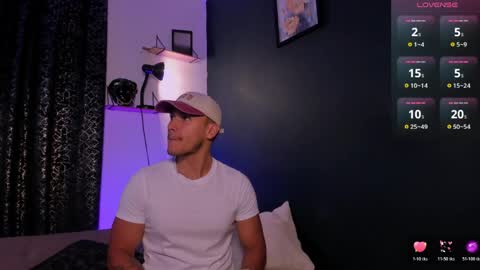 Mark Santos online show from April 17, 7:16 pm