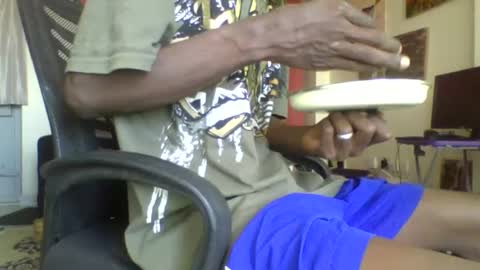 martineznn64 online show from January 23, 8:57 am