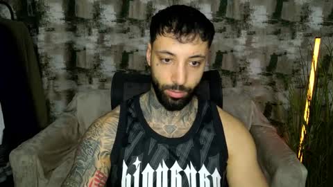 masculineguy69 online show from February 19, 11:28 am