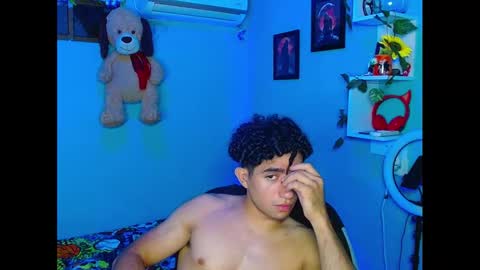 Snapshot of mask_david chatting on October 17, 2:59 am mask_david online show from October 17, 2:59 am