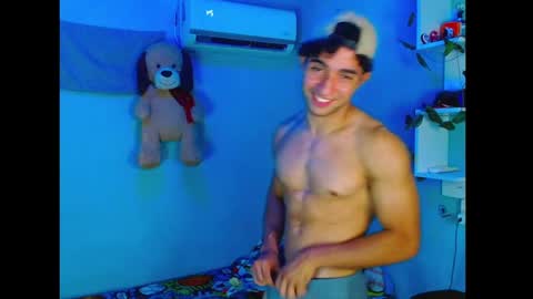 Snapshot of mask_david chatting on September 16, 2:45 am mask_david online show from September 16, 2:45 am