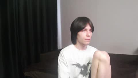 masonsilver_ online show from April 22, 8:52 am