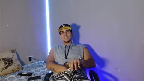 massimo_vidal online show from November 16, 4:58 am