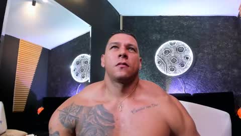 massimowalton2 online show from December 2, 11:38 pm