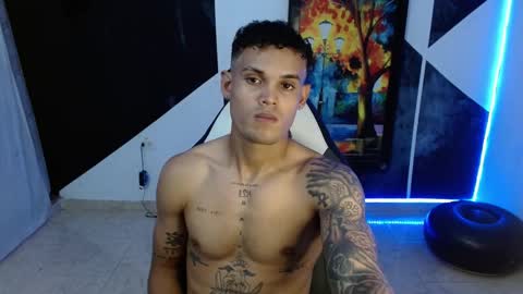 master_black777 online show from March 16, 6:23 pm