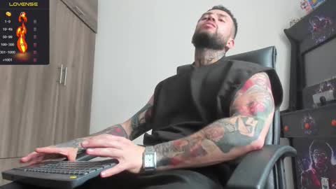 steven  online show from February 10, 8:35 pm