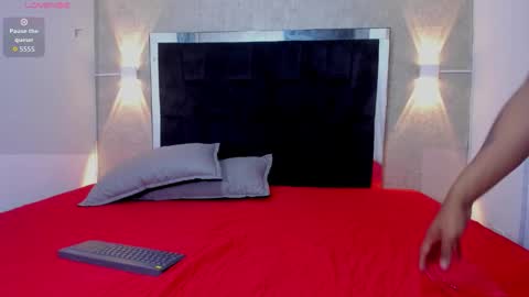 Mateo and Noah online show from November 13, 6:34 pm