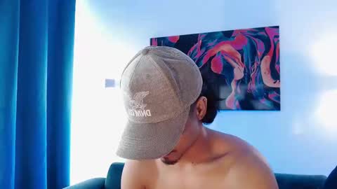 Mathew online show from December 22, 6:49 pm