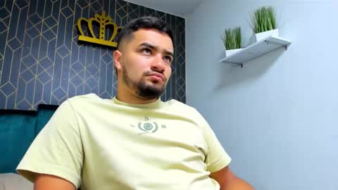 Mathews online show from November 25, 11:45 am