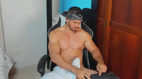 mathews_smith online show from September 26, 1:09 pm