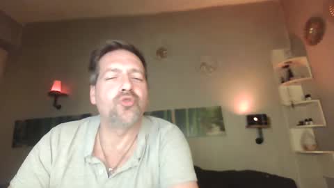 matrike1 online show from December 12, 11:03 pm