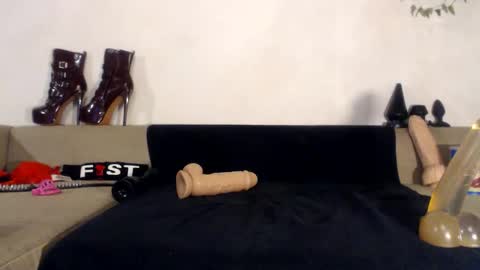 Snapshot of mattfxx chatting on October 13, 4:46 pm mattfxx online show from October 13, 4:46 pm