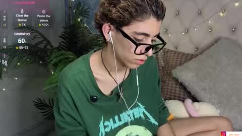 matty_spark online show from February 5, 1:51 pm